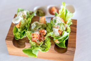 Salmon lettuce wraps