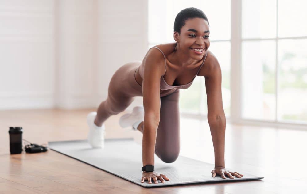 Mountain climbers are an effective way of strengthening your arms, back, shoulders, core and legs.